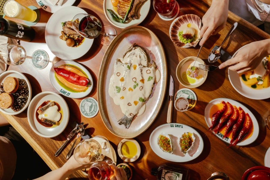 two people enjoying spanish brunch at 22 ships in central
