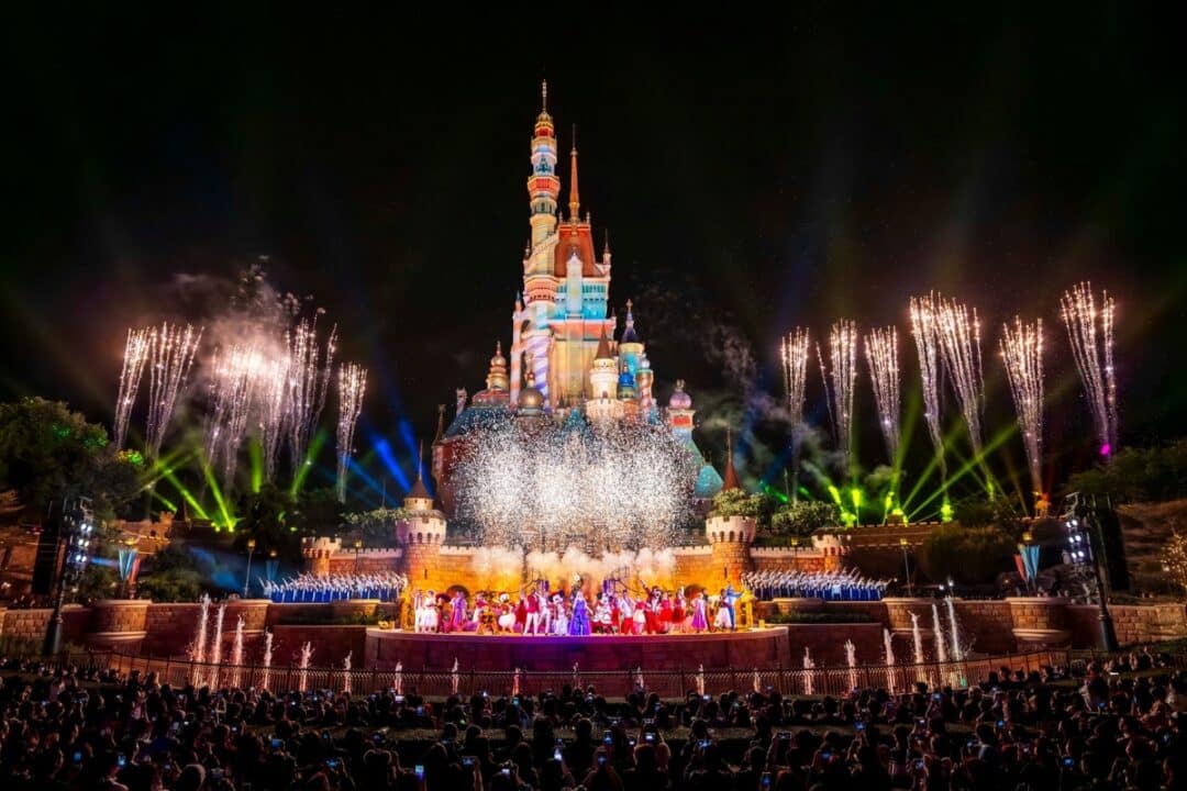 4 disneyland attractions close indefinitely