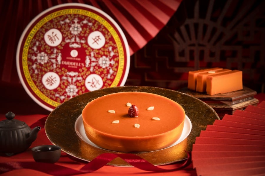 the chinese new year pudding from duddell's in central
