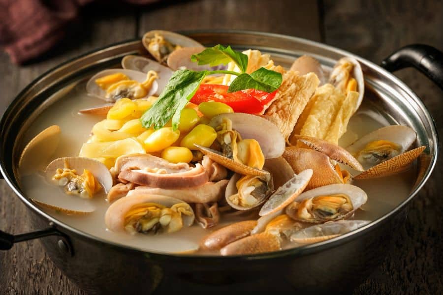 the signature seafood hotpot at chui hang hin seafood restaurant in tsim sha tsui