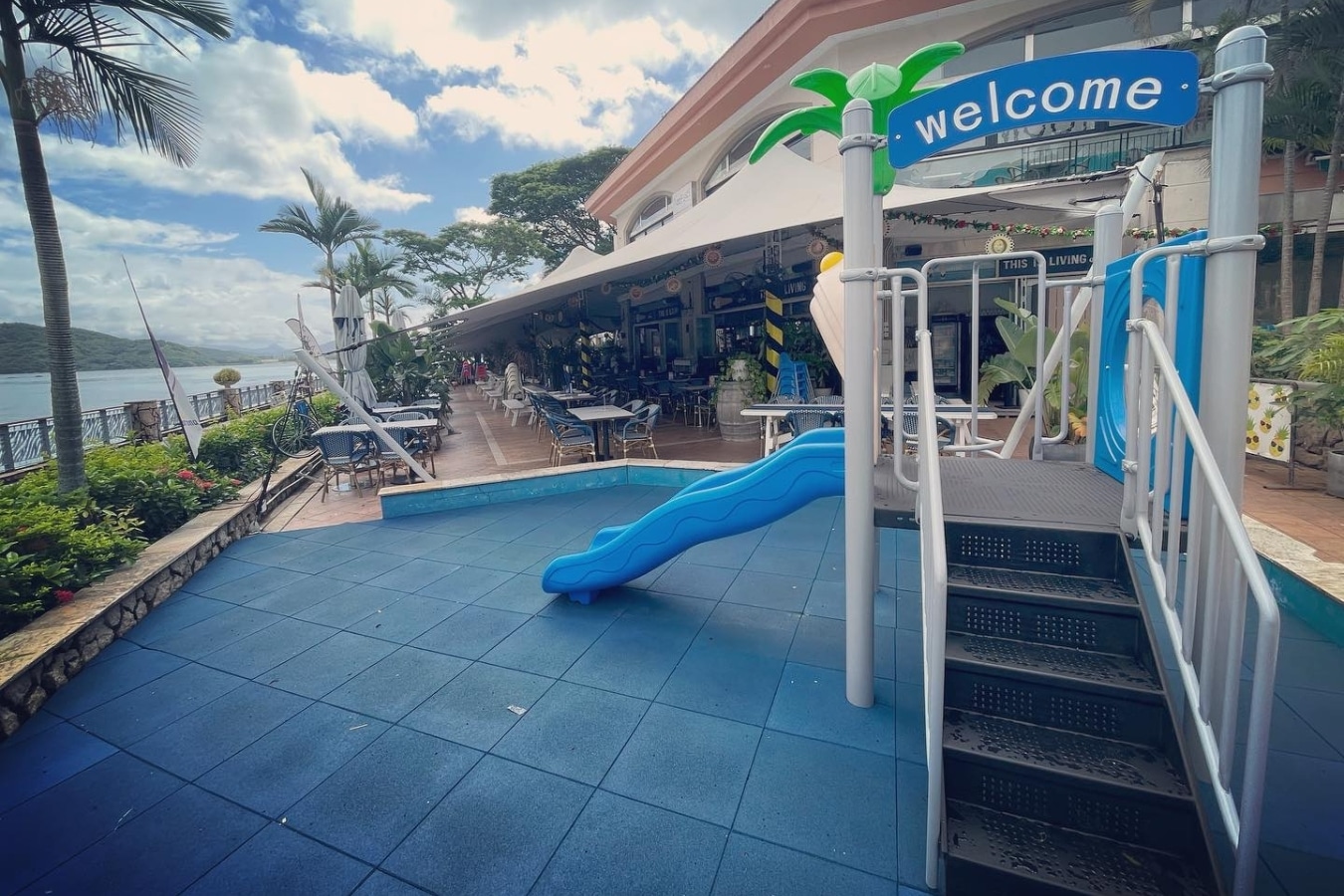 zaks discovery bay playground