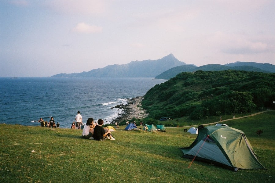 campoing at grass island during day time