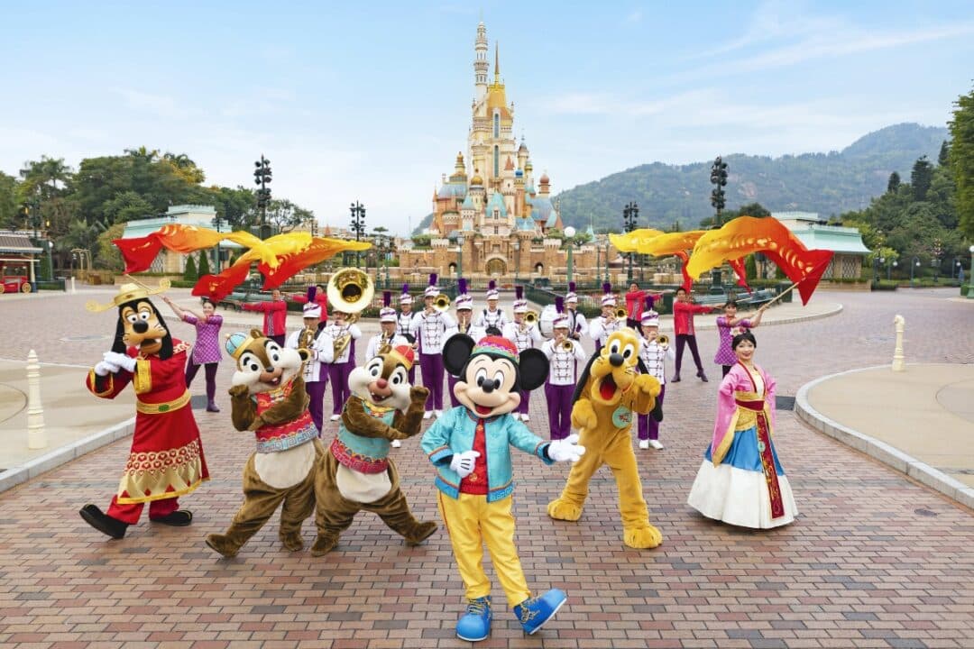 hong kong disneyland to celebrate chinese new year for a month starting january 17