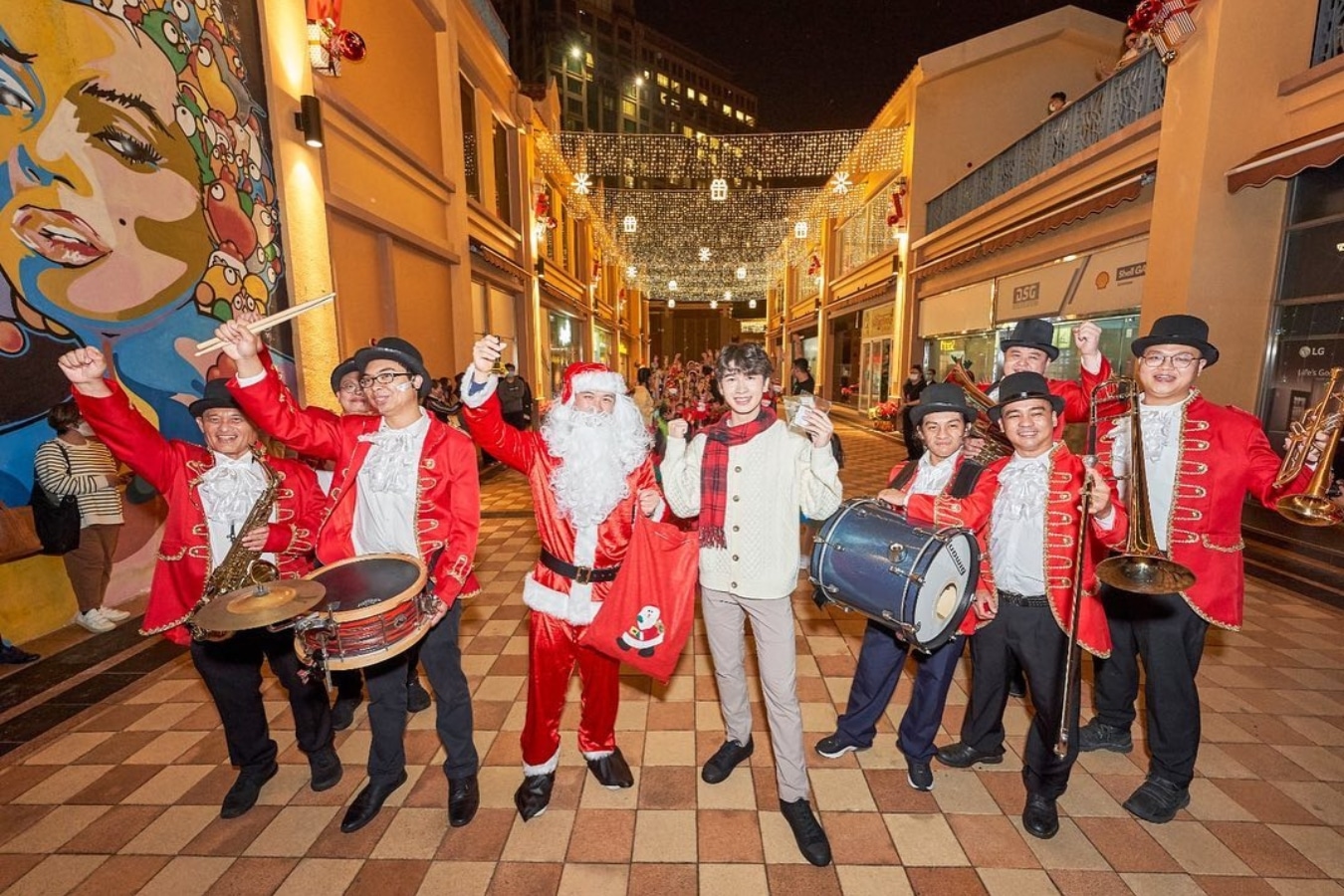 Santa Meet & Greet at Discovery Bay