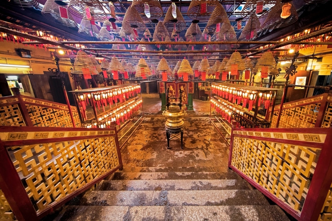 man mo temple hong kong