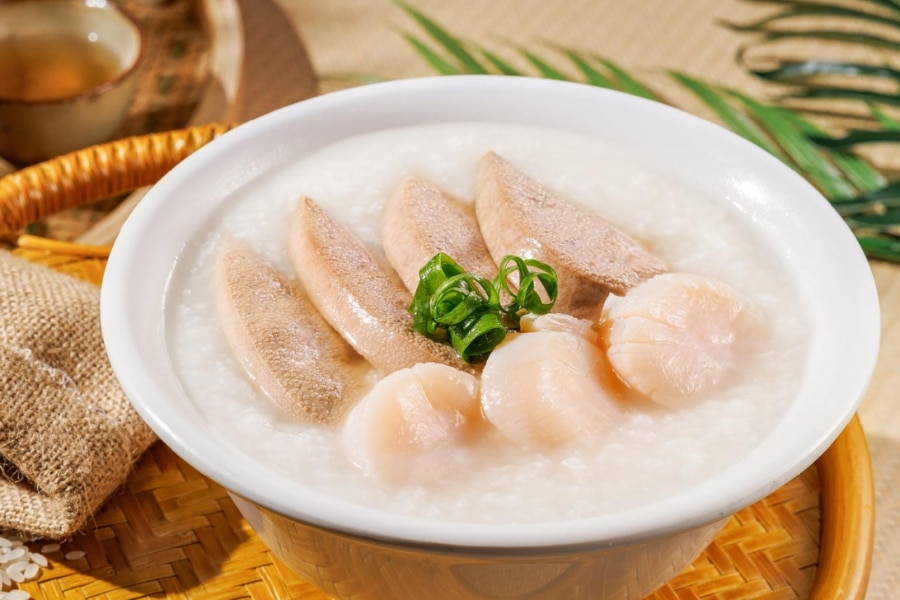 fish and port liver congee at trusty congee king
